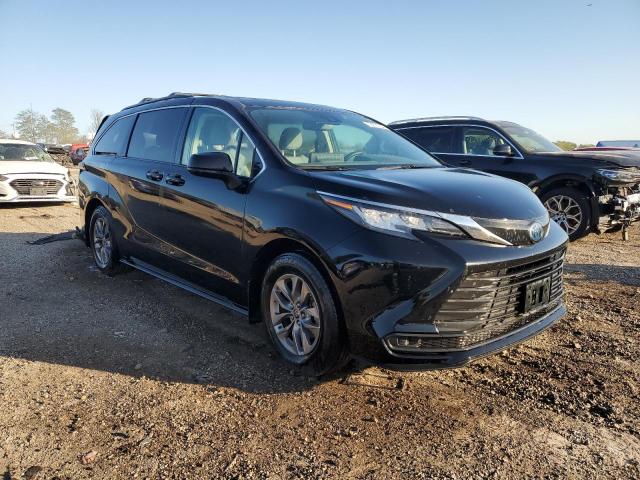 2022 TOYOTA SIENNA LE - 5TDBSKFCXNS070139