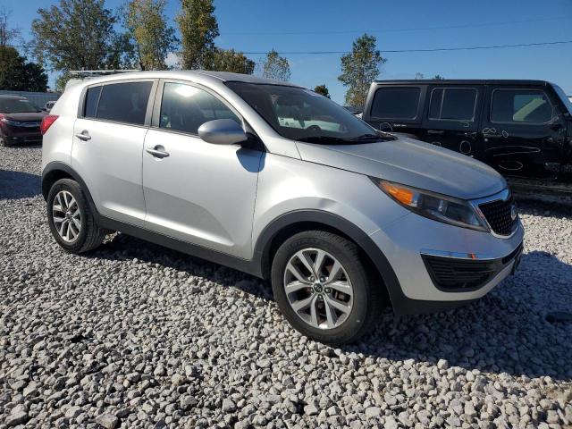 VIN KNDPB3AC5F7791984 2015 KIA Sportage, LX no.4