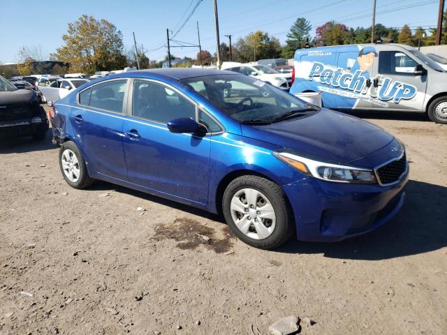 VIN 3KPFK4A75HE080275 2017 KIA Forte, LX no.4