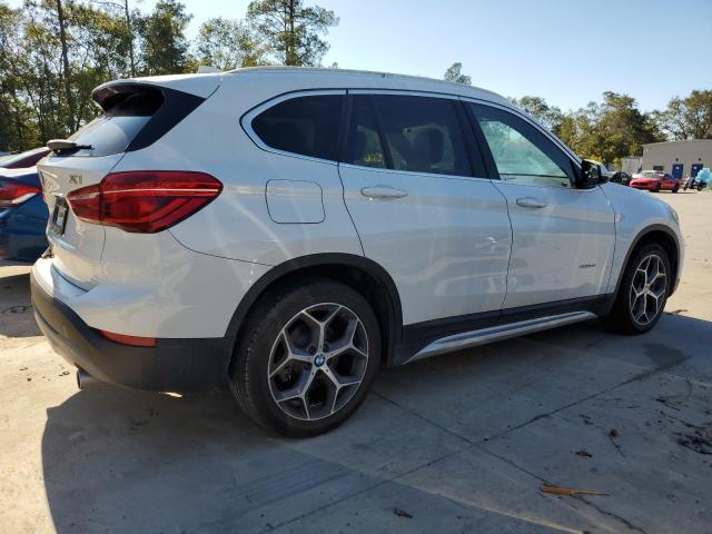 VIN WBXHU7C37J5H43786 2018 BMW X1 no.3