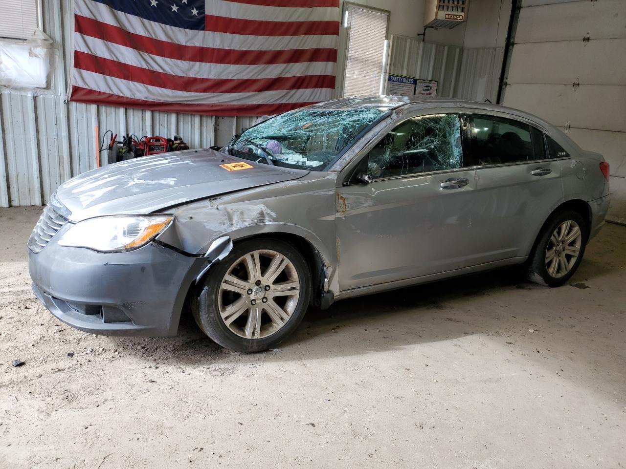 Lot #2988995556 2013 CHRYSLER 200 LX