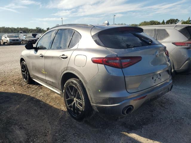 VIN ZASPAJAN3L7C90524 2020 Alfa Romeo Stelvio no.2