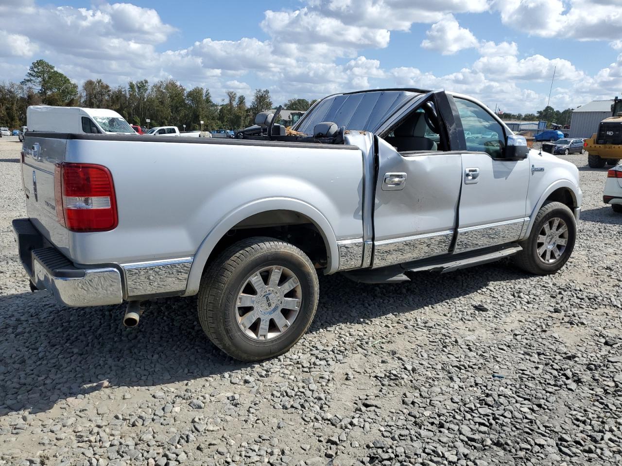 Lot #3029412705 2006 LINCOLN MARK LT