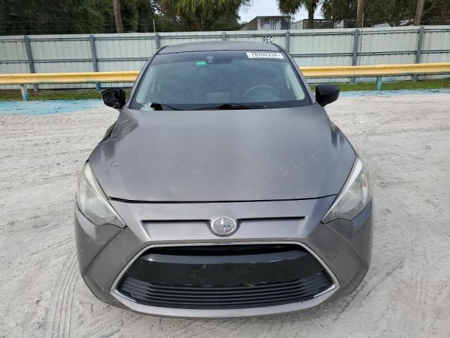 VIN 3MYDLBZV9GY134610 2016 Toyota Scion no.5