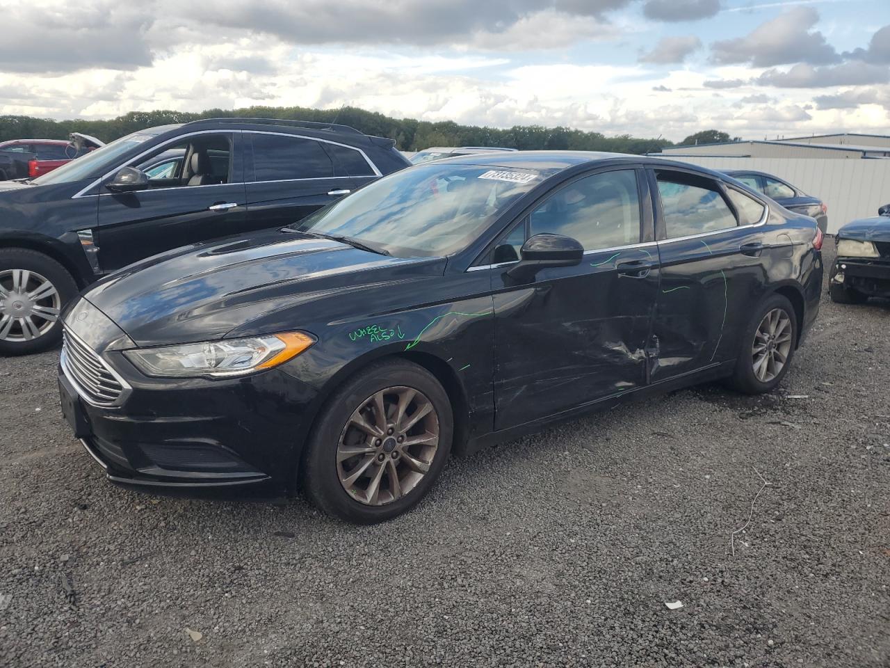3FA6P0H79HR153114 FORD FUSION SE 2017