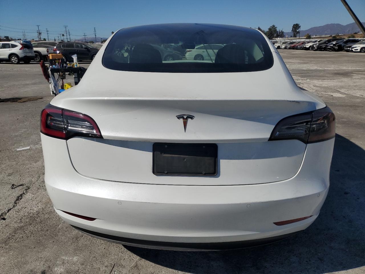 Lot #2962383019 2022 TESLA MODEL 3