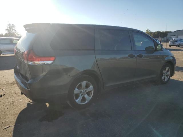 VIN 5TDZK3DC9DS287123 2013 Toyota Sienna no.3