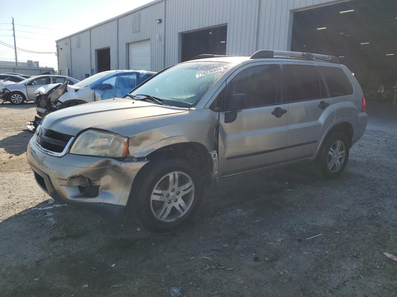 Lot #2991501963 2006 MITSUBISHI ENDEAVOR L