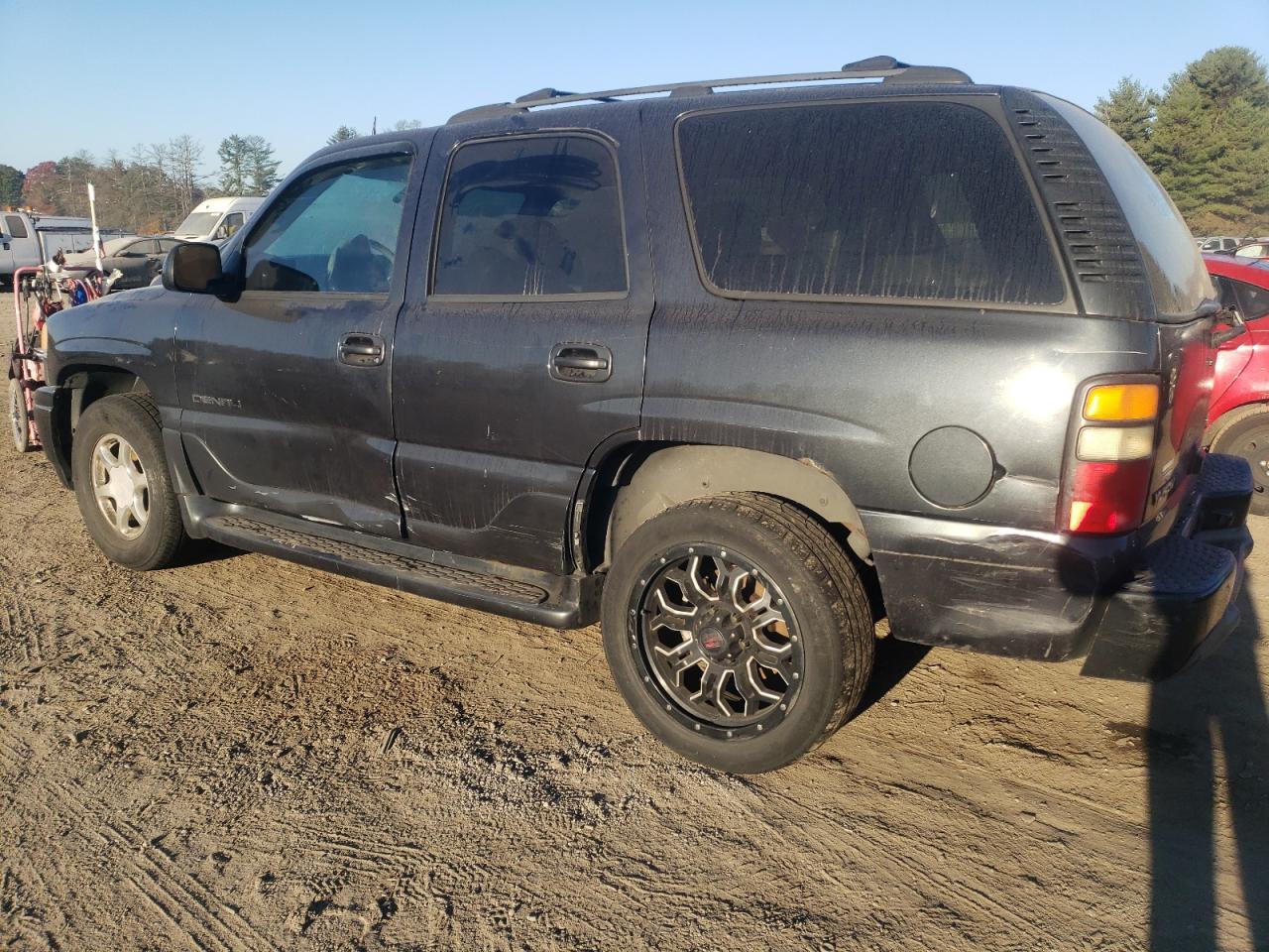 Lot #3027080798 2004 GMC YUKON DENA