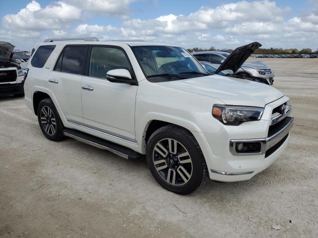 VIN JTEZU5JR3J5173839 2018 Toyota 4runner, SR5 no.4