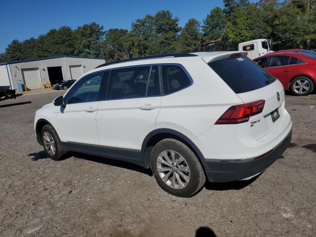 VIN 3VV3B7AX3JM170655 2018 Volkswagen Tiguan, SE no.2