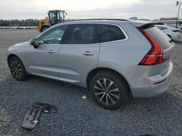 VOLVO XC60 CORE 2023 silver  gas YV4L12RV1P1320658 photo #3