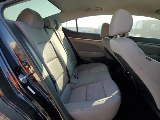 2018 HYUNDAI ELANTRA SE - KMHD84LF0JU563038