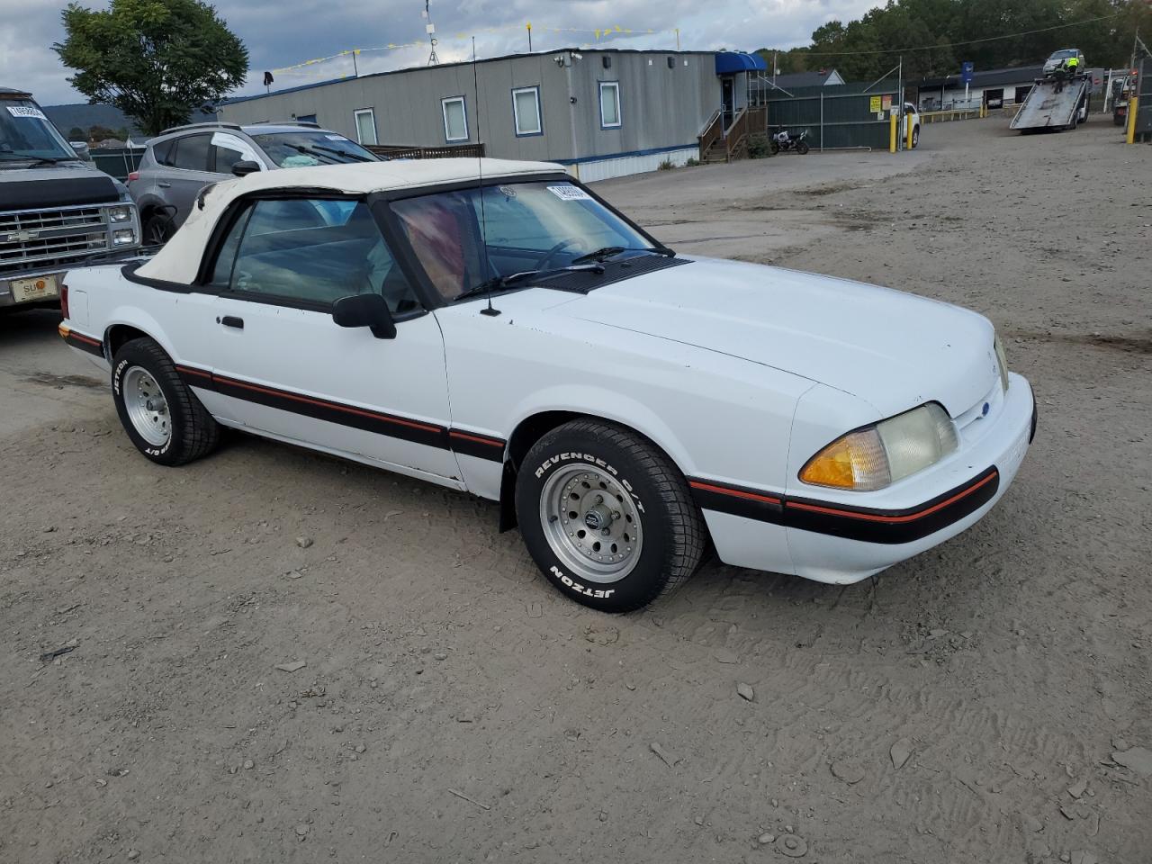 Lot #2886068209 1989 FORD MUSTANG LX