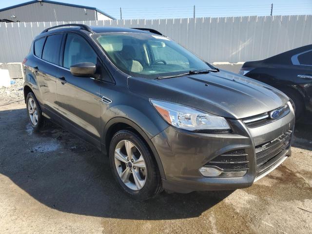 VIN 1FMCU9G99FUB98195 2015 Ford Escape, SE no.4