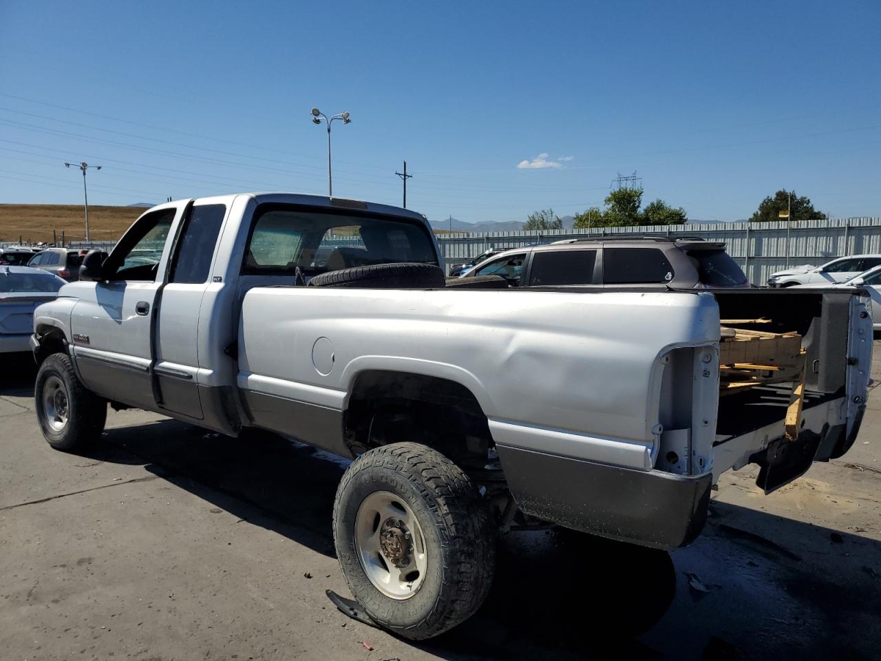 Lot #2879383380 2002 DODGE RAM 2500