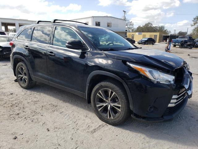 VIN 5TDBZRFH0KS957549 2019 Toyota Highlander, LE no.4