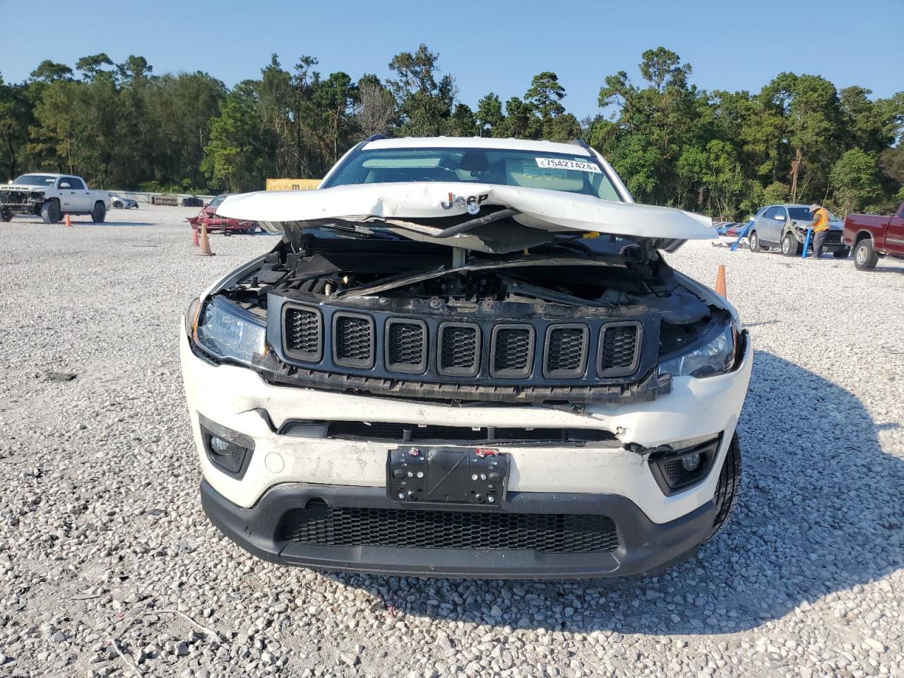 Lot #2955422668 2020 JEEP COMPASS LA