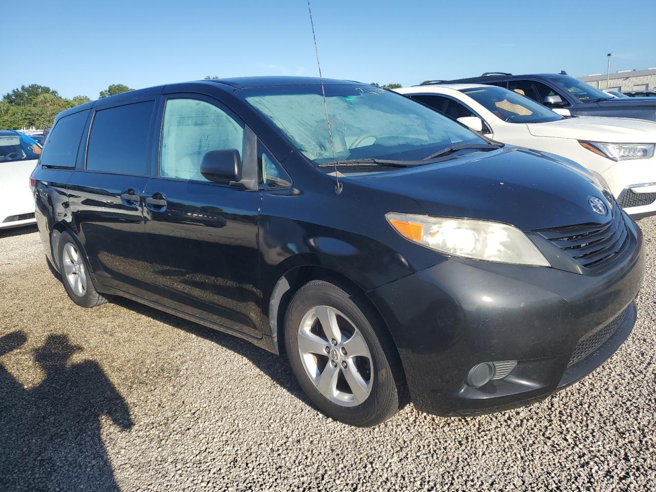 Lot #2957262439 2011 TOYOTA SIENNA BAS