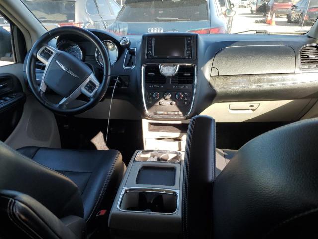 2016 CHRYSLER TOWN & COU - 2C4RC1AG1GR120745
