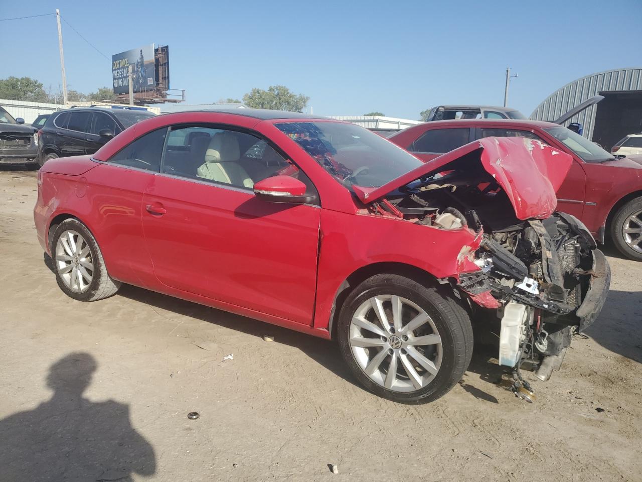 Lot #2921724707 2013 VOLKSWAGEN EOS KOMFOR