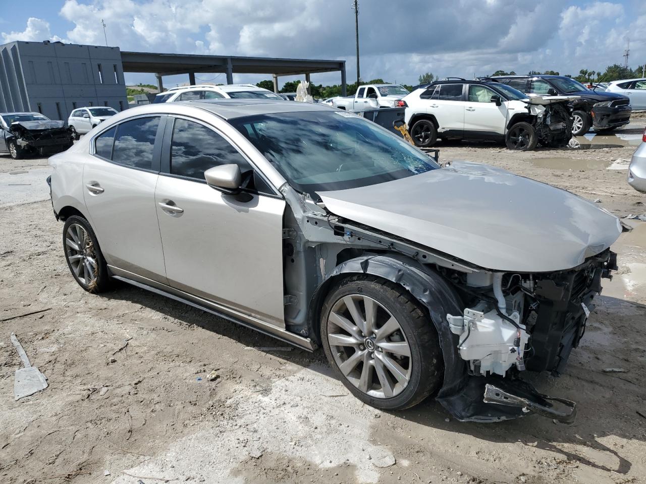 Lot #2991657085 2023 MAZDA 3 PREFERRE