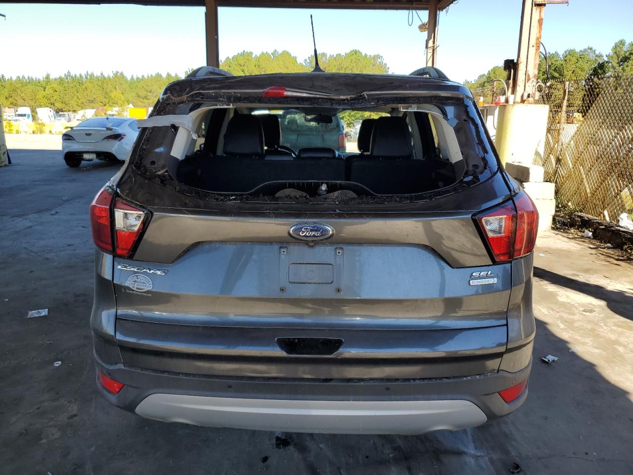 Lot #2976966664 2019 FORD ESCAPE SEL