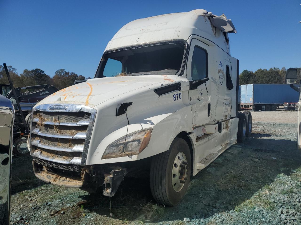 Lot #2952921844 2018 FREIGHTLINER CASCADIA 1