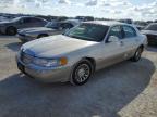 LINCOLN TOWN CAR S photo