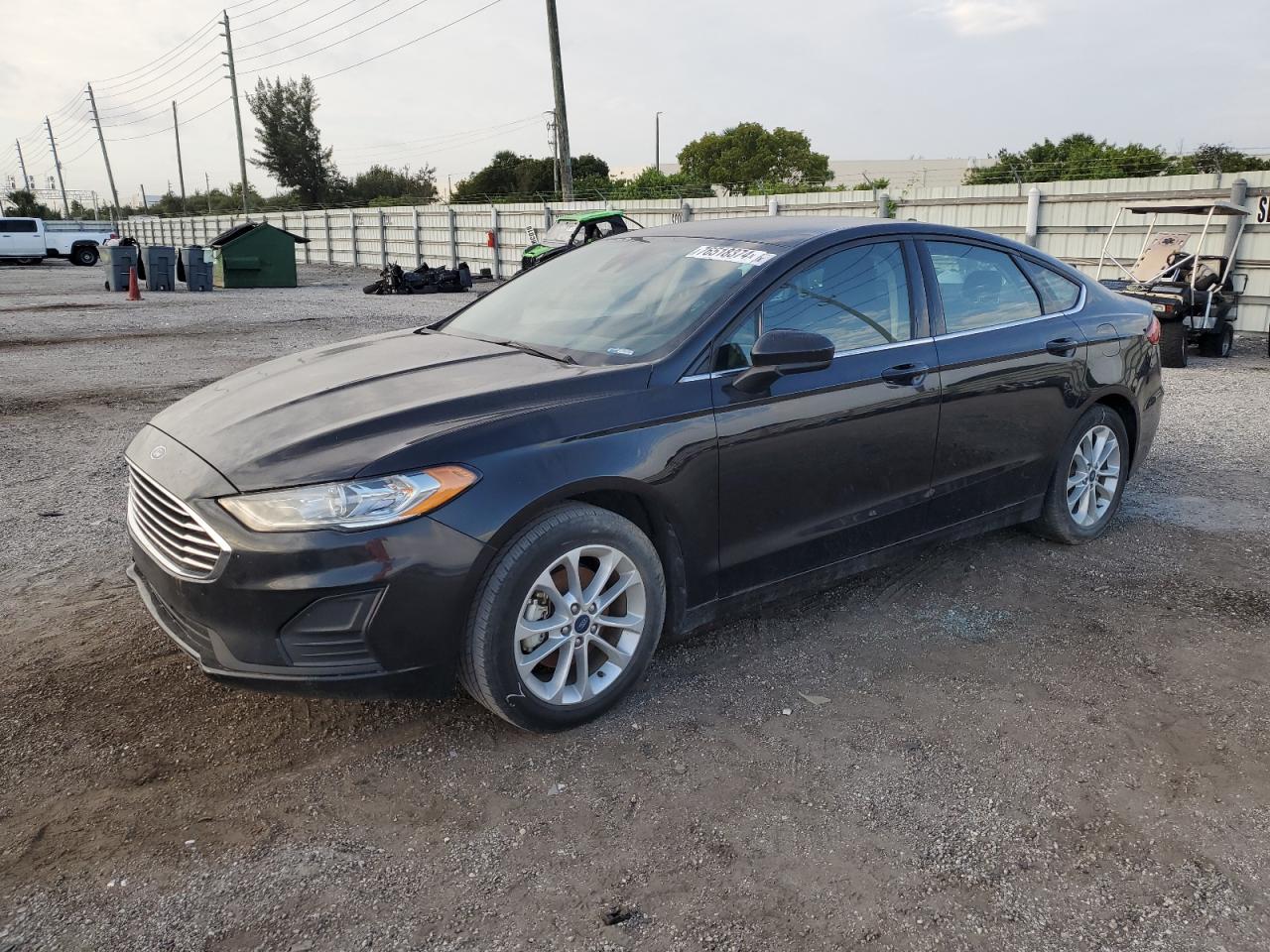 Lot #2974569429 2019 FORD FUSION SE