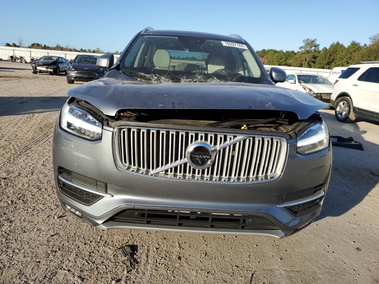 Lot #2921628709 2019 VOLVO XC90 T6 IN