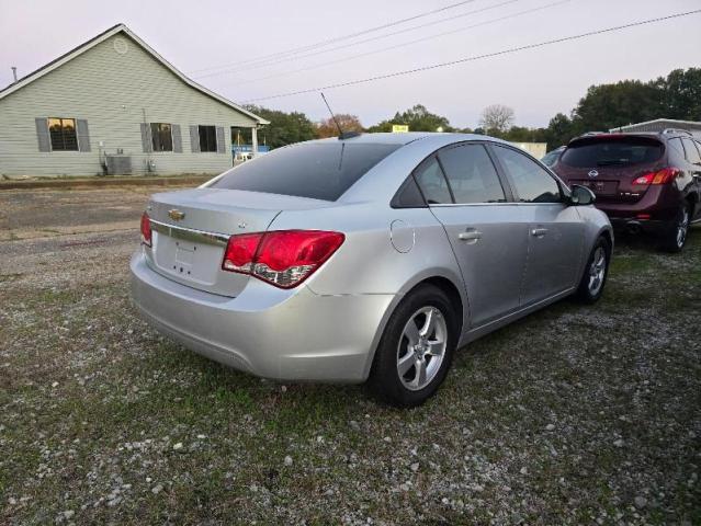 VIN 1G1PC5SB8F7178586 2015 Chevrolet Cruze, LT no.4