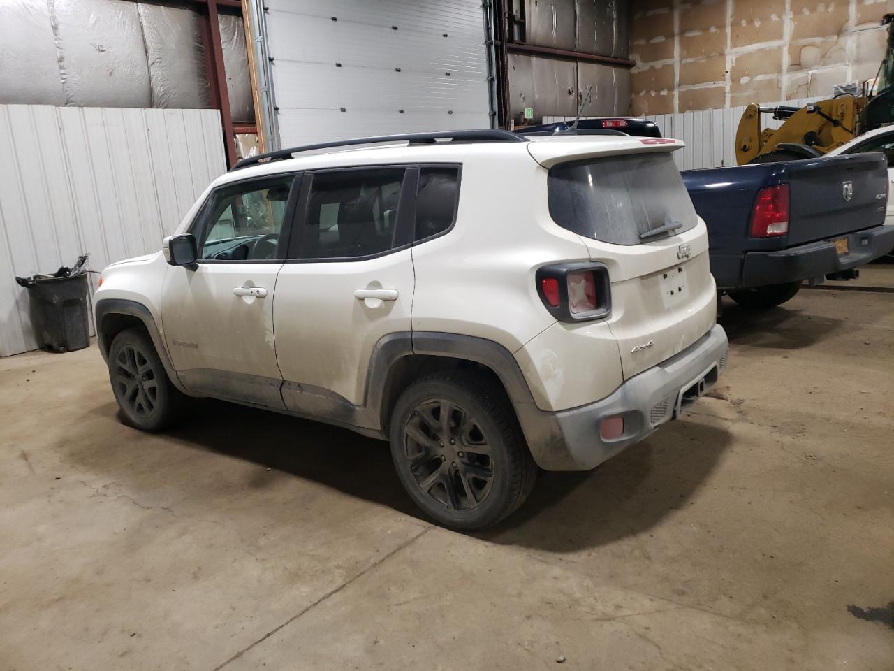 Lot #3007102883 2017 JEEP RENEGADE L