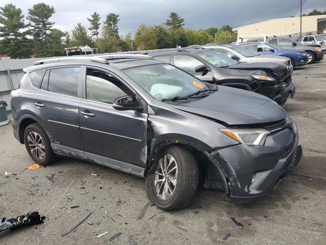 VIN JTMRJREV5HD115260 2017 Toyota RAV4, LE no.4