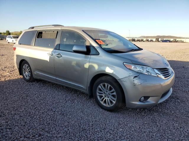 VIN 5TDYK3DC6GS747368 2016 Toyota Sienna, Xle no.4