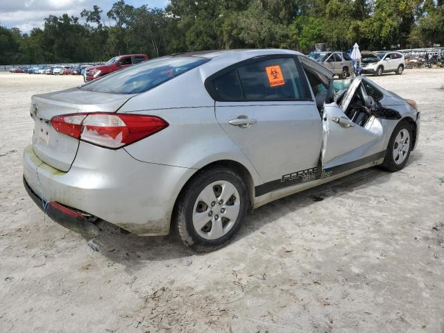 VIN KNAFK4A68F5298885 2015 KIA Forte, LX no.3