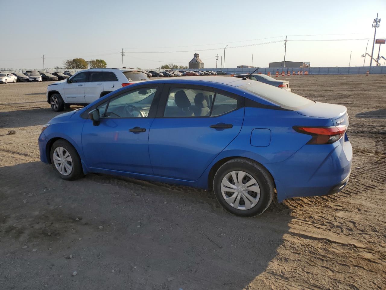 Lot #2962568733 2023 NISSAN VERSA S