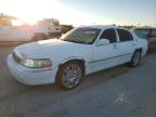 LINCOLN TOWN CAR S photo