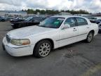 LINCOLN TOWN CAR S photo