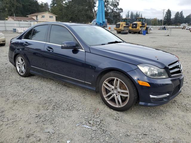 VIN WDDGF8AB7EA912286 2014 Mercedes-Benz C-Class, 3... no.4