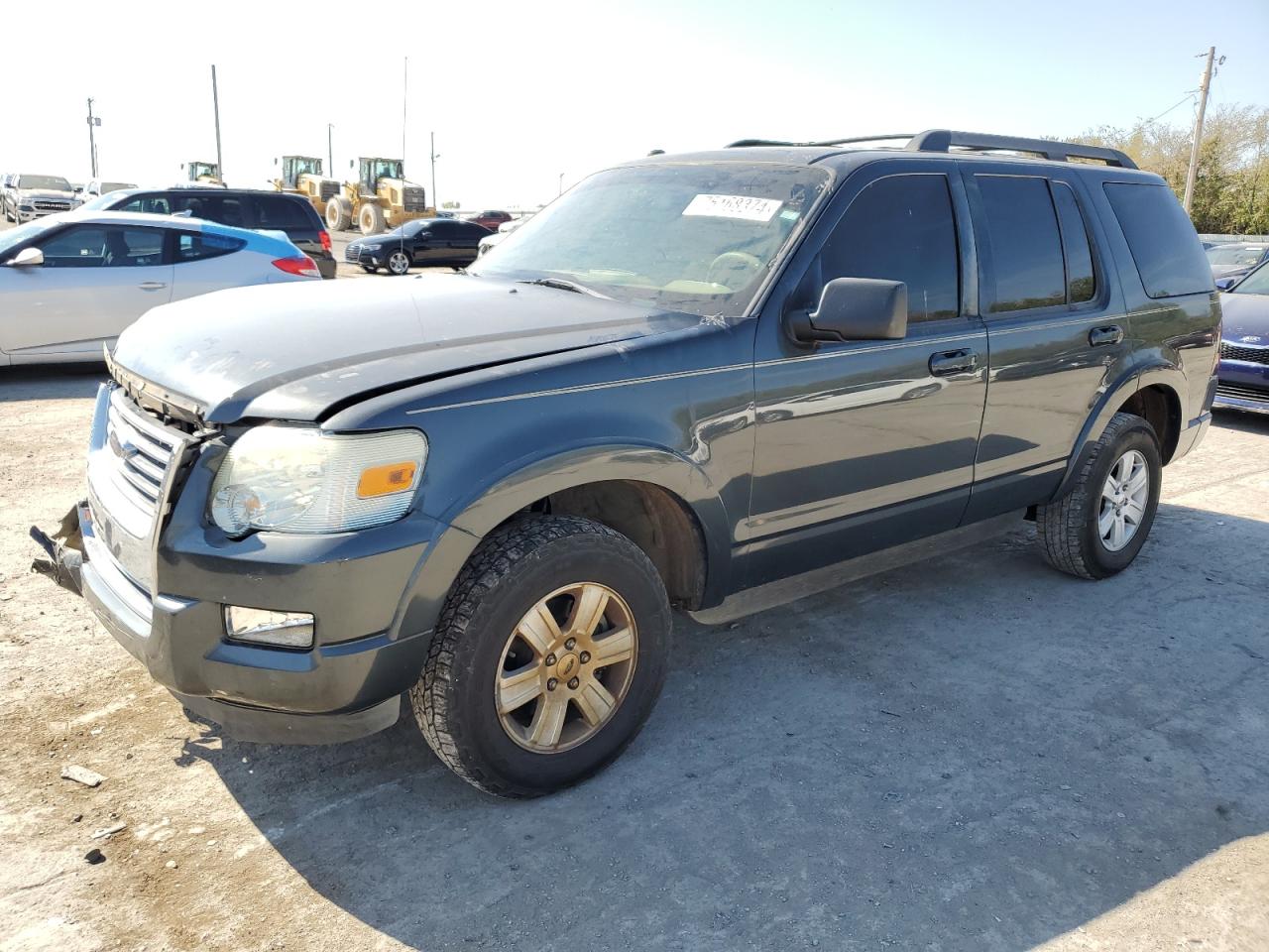  Salvage Ford Explorer