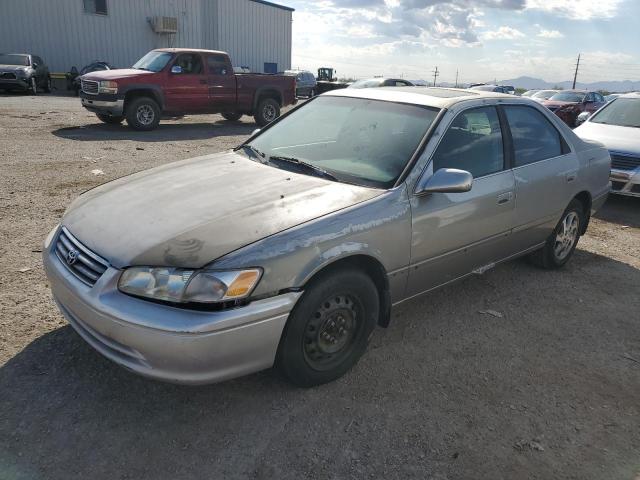 TOYOTA CAMRY LE 2000 silver sedan 4d gas JT2BG28K2Y0392568 photo #1