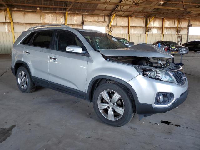 VIN 5XYKU4A24DG363941 2013 KIA Sorento, EX no.4