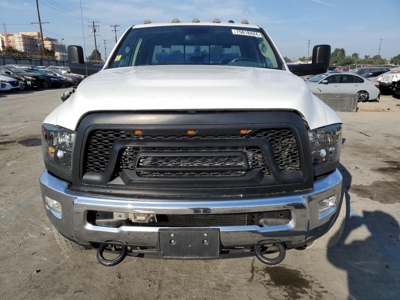 Lot #2895113836 2018 RAM 5500