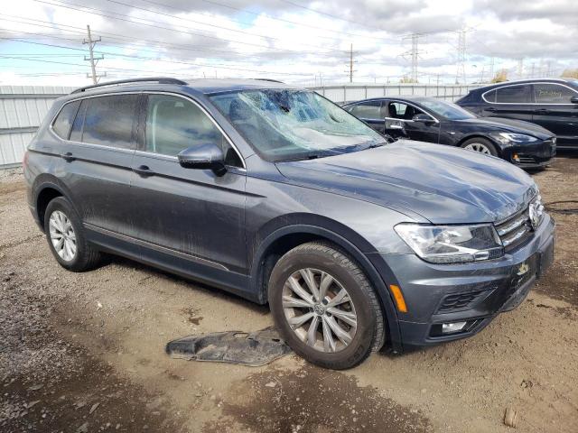 VIN 3VV2B7AX4JM036555 2018 Volkswagen Tiguan, SE no.4