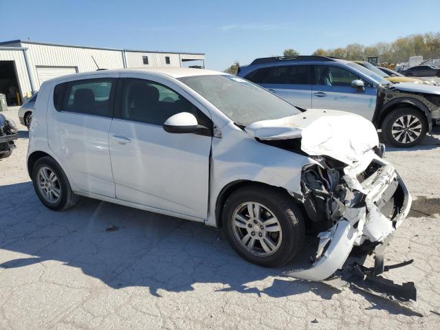 VIN 1G1JC6SH2F4156049 2015 Chevrolet Sonic, LT no.4