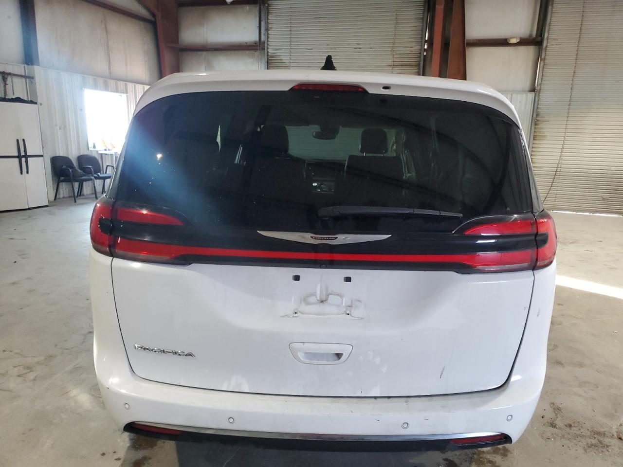 Lot #2948357913 2023 CHRYSLER PACIFICA T