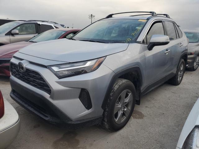 2022 TOYOTA RAV4 XLE #3030995845