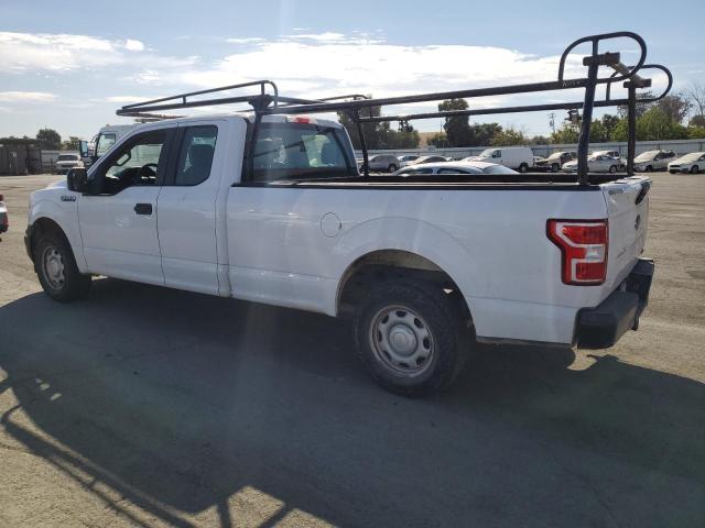 VIN 1FTFX1CG1JKC26302 2018 Ford F-150, Super Cab no.2