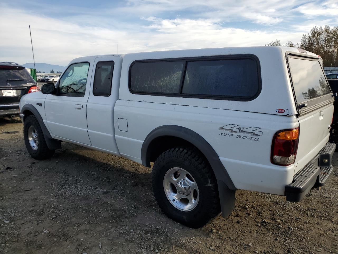 FORD RANGER SUP 1998 white club cab gas 1FTZR15X2WPA82628 photo #3